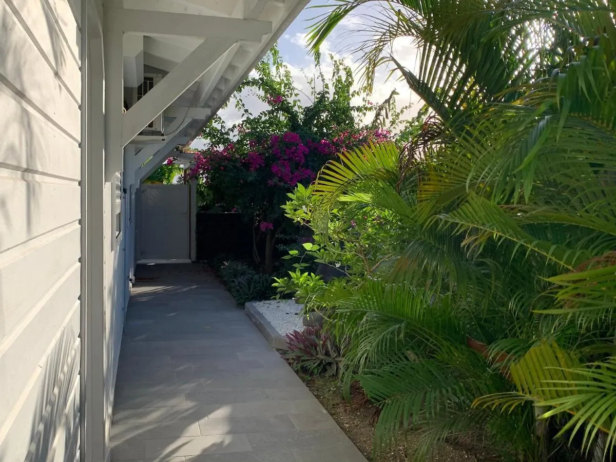 Chez Bibi Villa Grand-Bourg  Holiday home